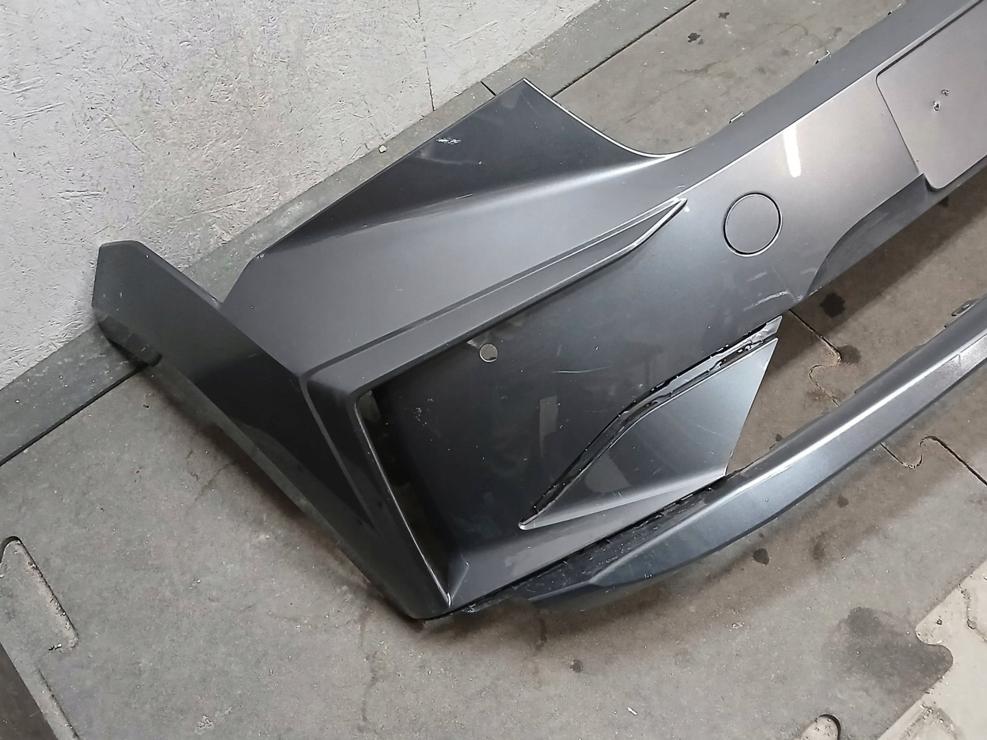 nárazník předek SKODA ENYAQ