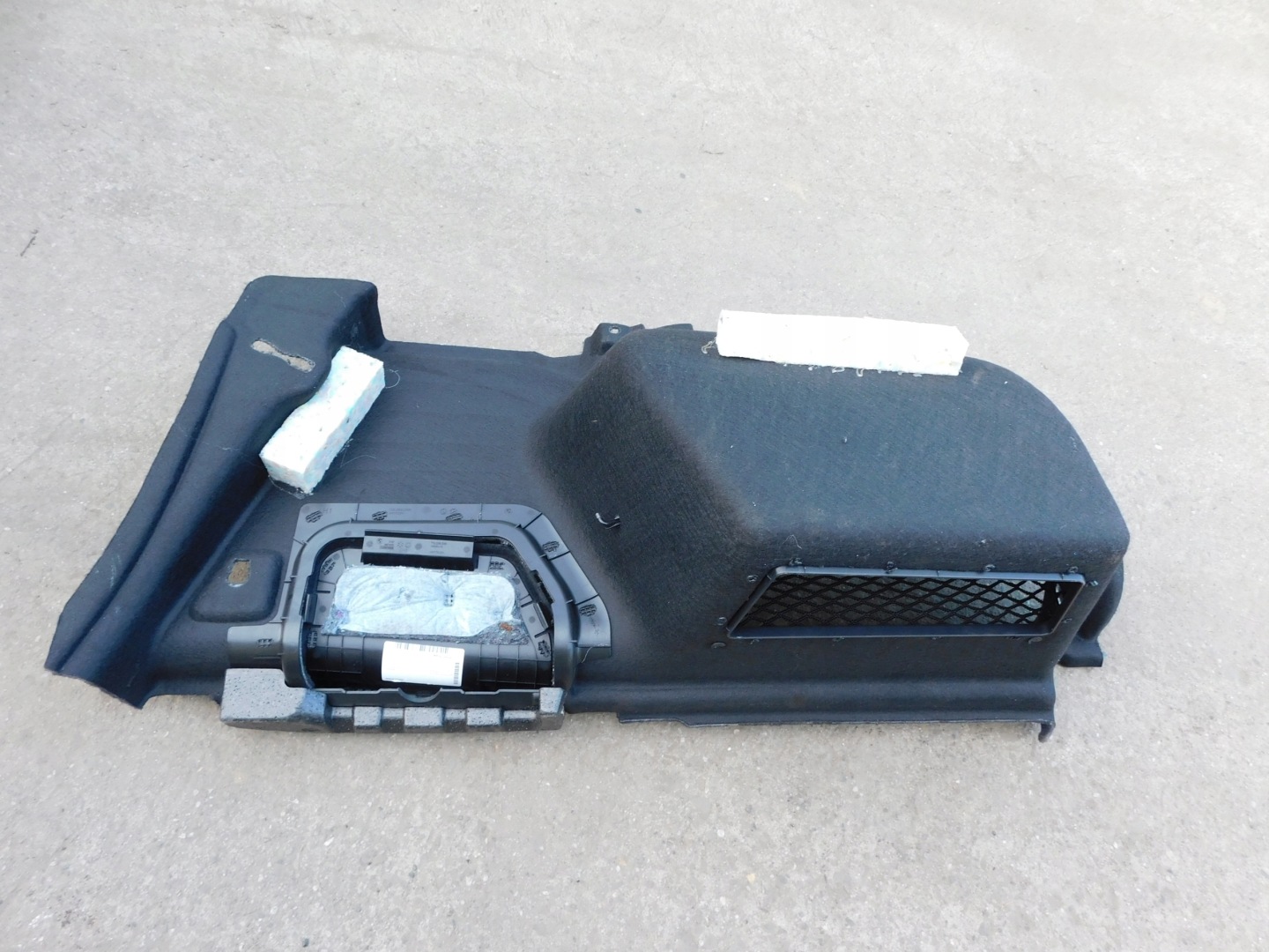 BMW G26 Gran Coupe side upholstery boot left LADNY 9871075-06
