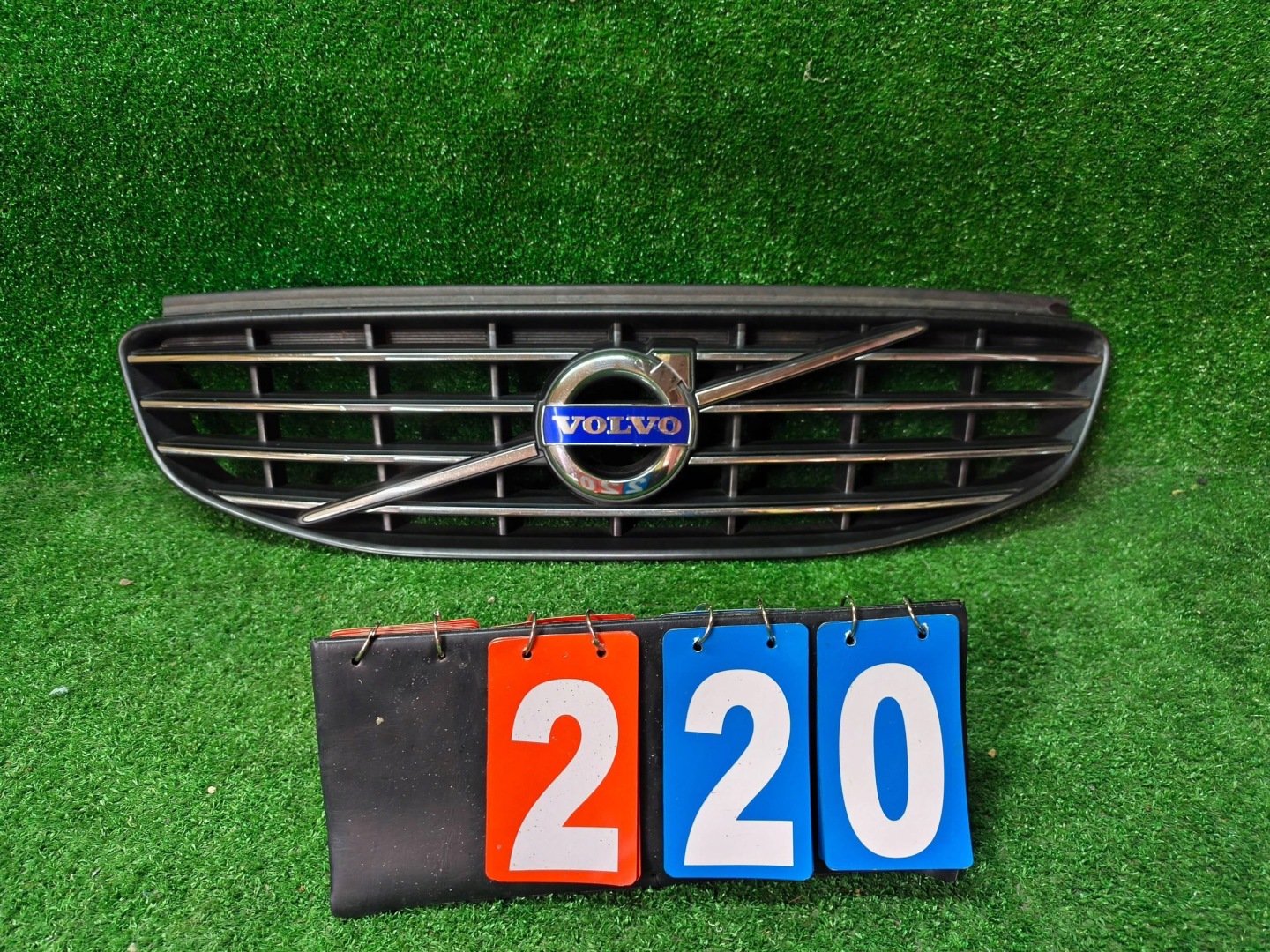 grill grille radiator VOLVO XC60 LIFT NR.220