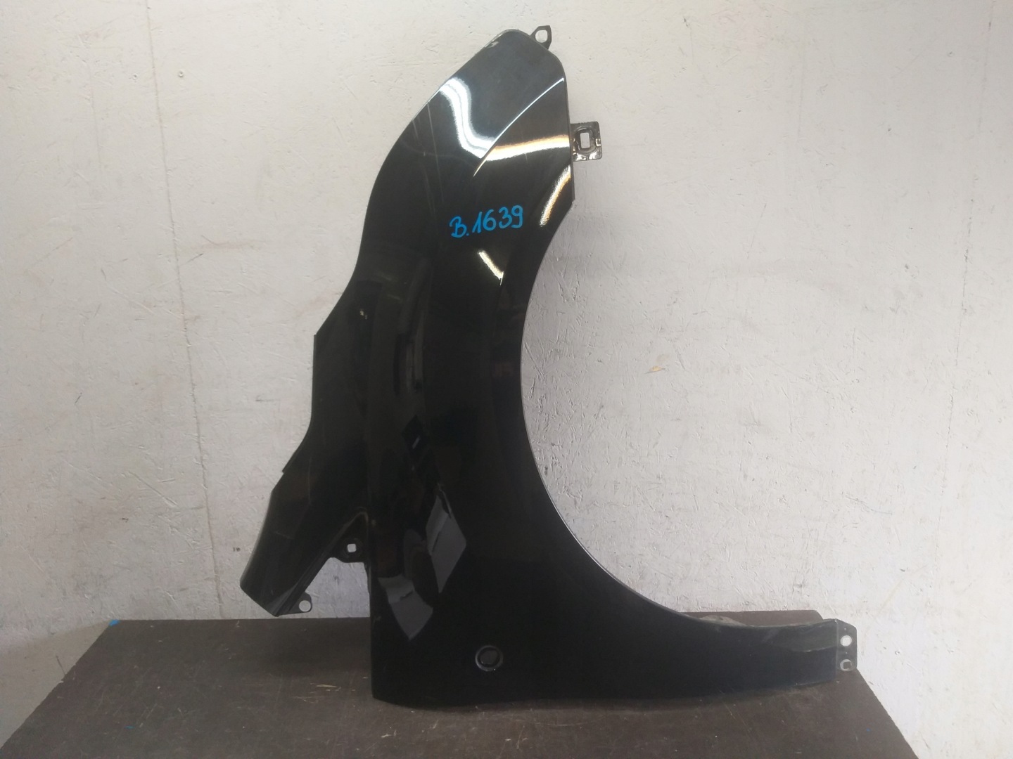 PARAFANGO ANTERIORE DESTRA FORD CONNECT MK2