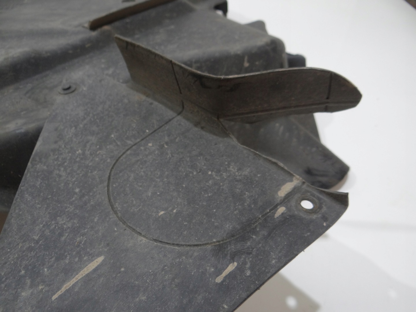 Blende Abdeckung Behälter rechts BMW X3 E83 3417403 (16392888)
