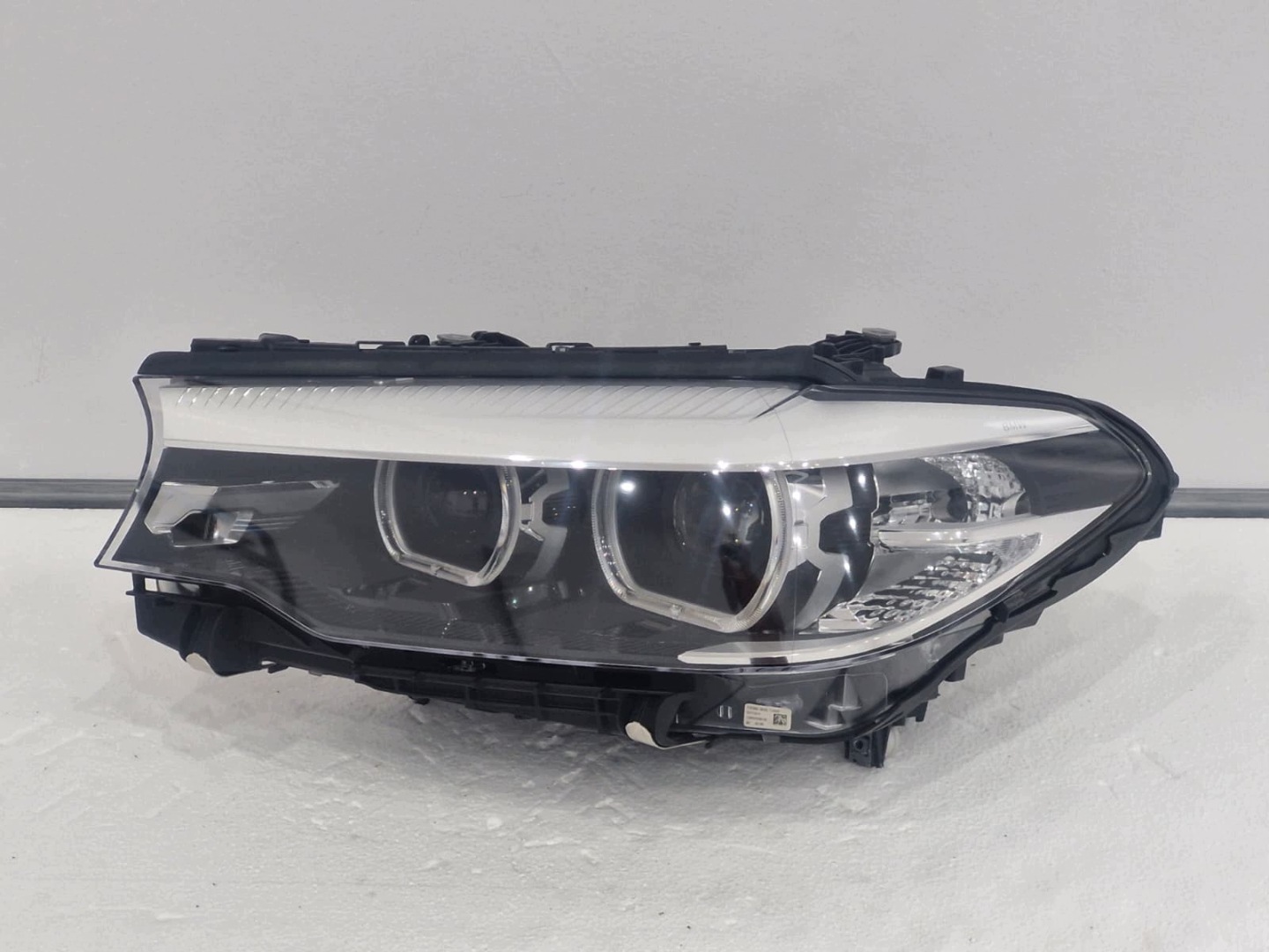 light left BMW 5 G30 G31 FULL LED
