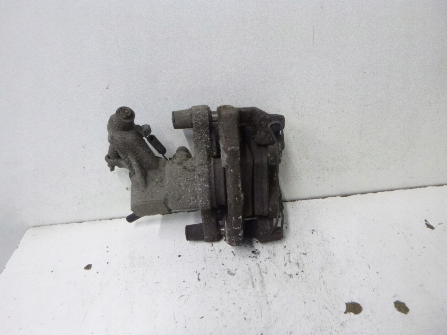 caliper brake rear part Opel Signum 2.2 2003r.