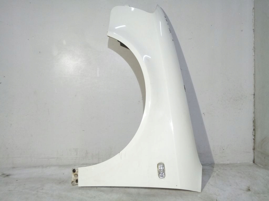 Audi A4 B7 fender left LY9D