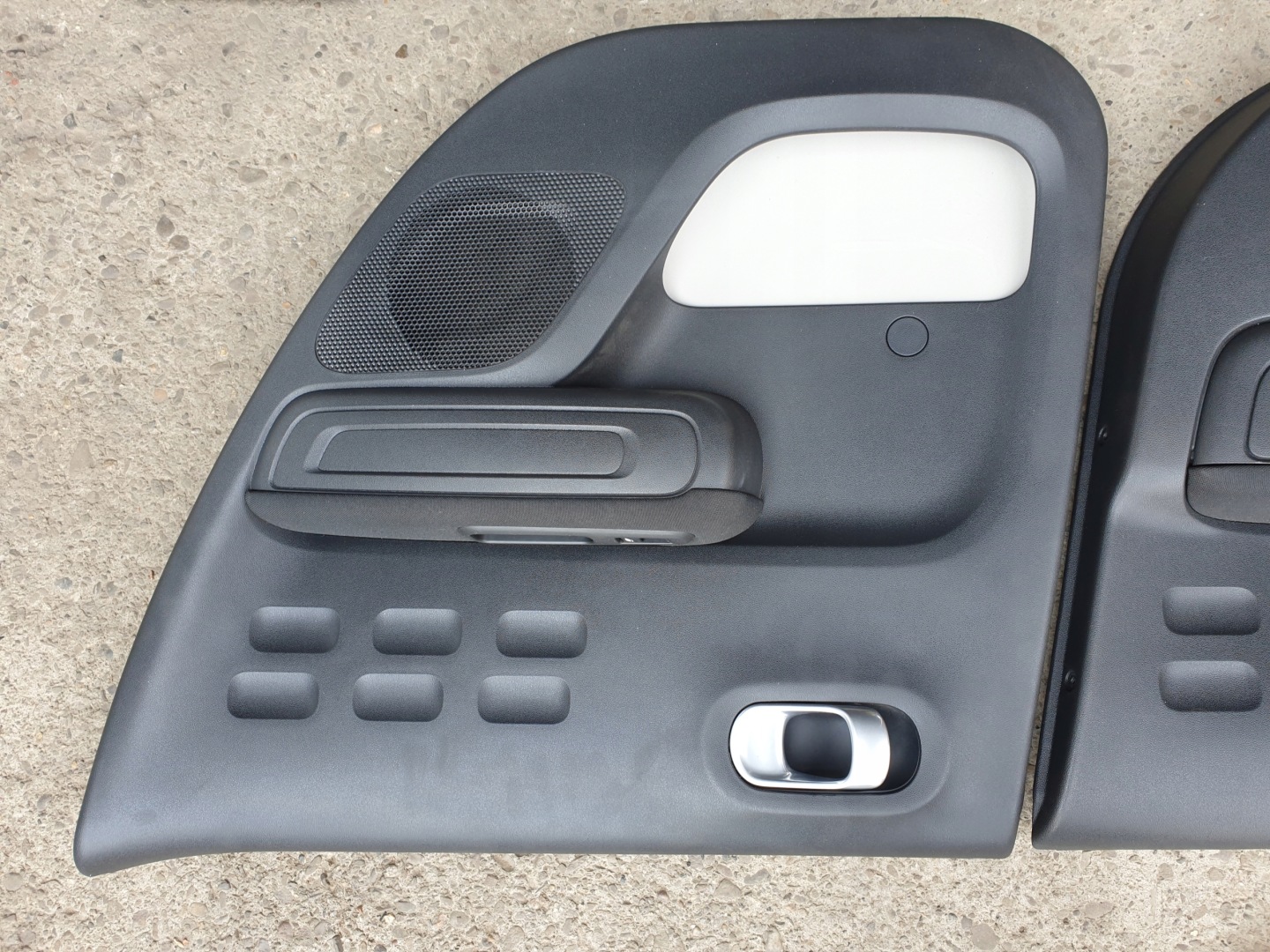 upholstery side for door CITROEN C3 III 2016