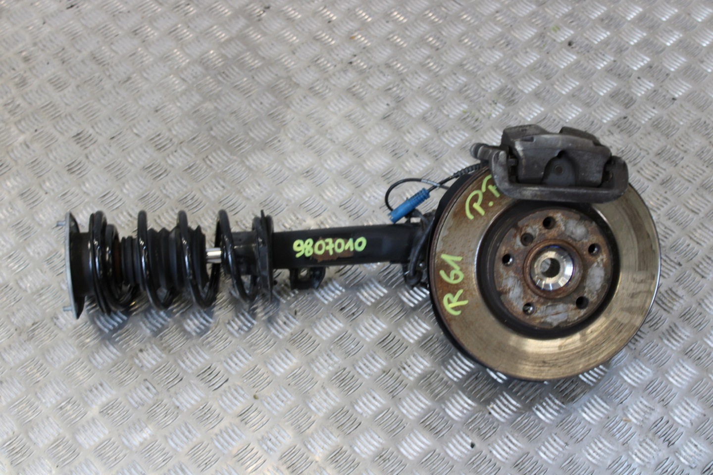 swing McPherson shock absorber right front MINI PACEMAN R61 S