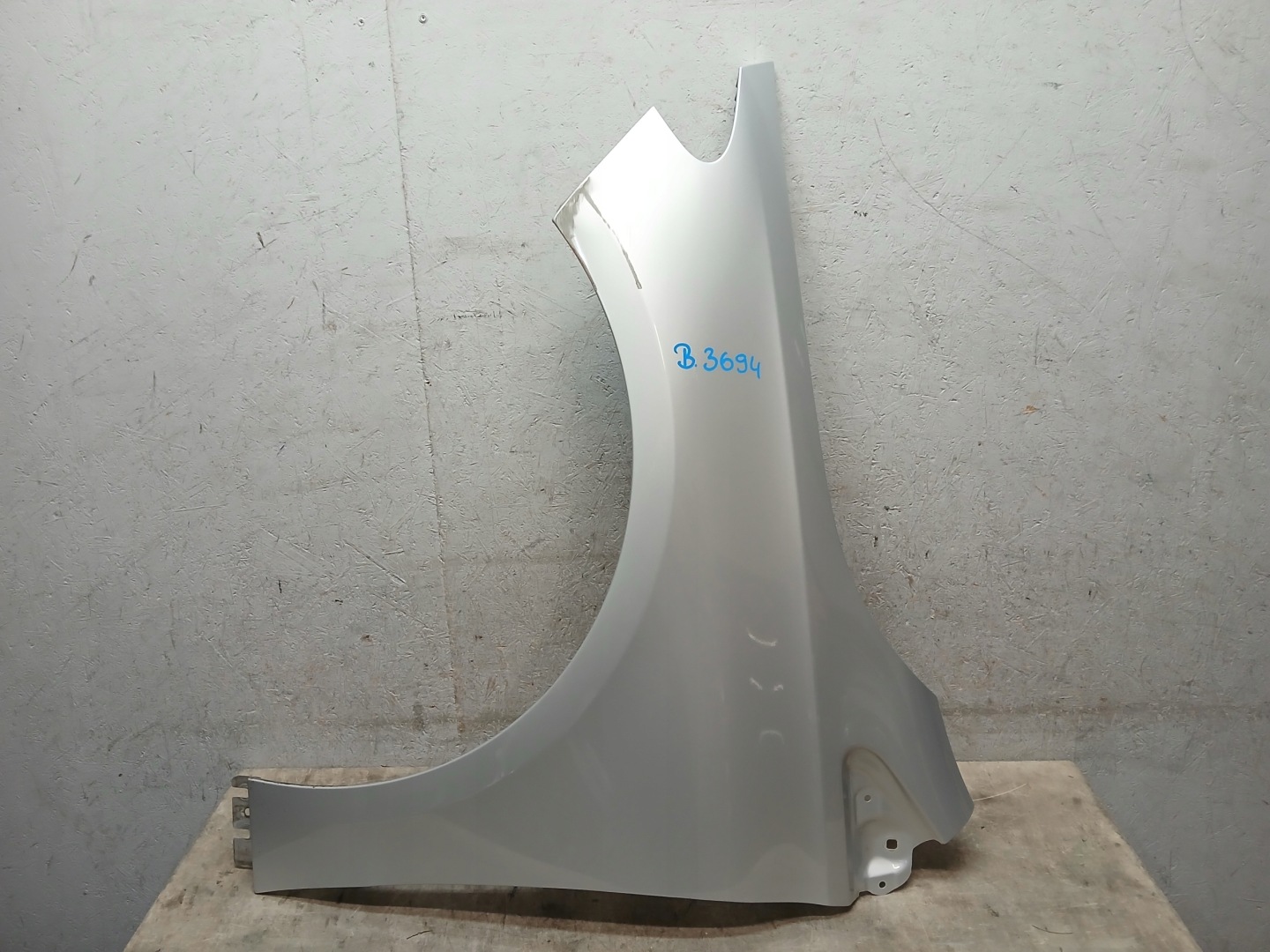 fender front left MERCEDES B KLASA W246 A246