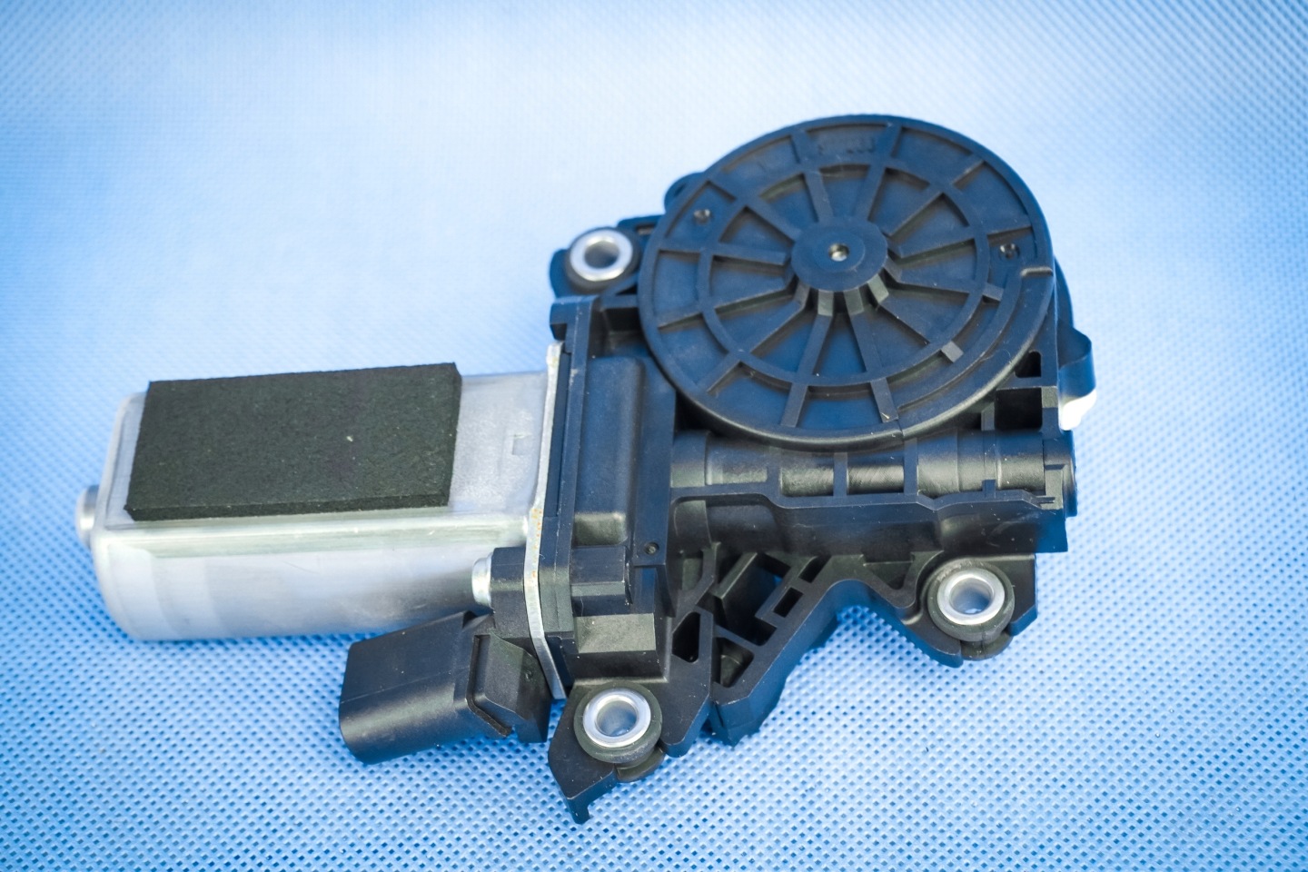 engine dociagu door Audi A7 S7 RS7 4G8 4G8839003
