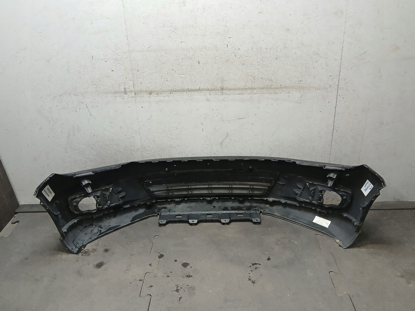 bumper front VW TIGUAN and 1 LIFT 10-15 5N0