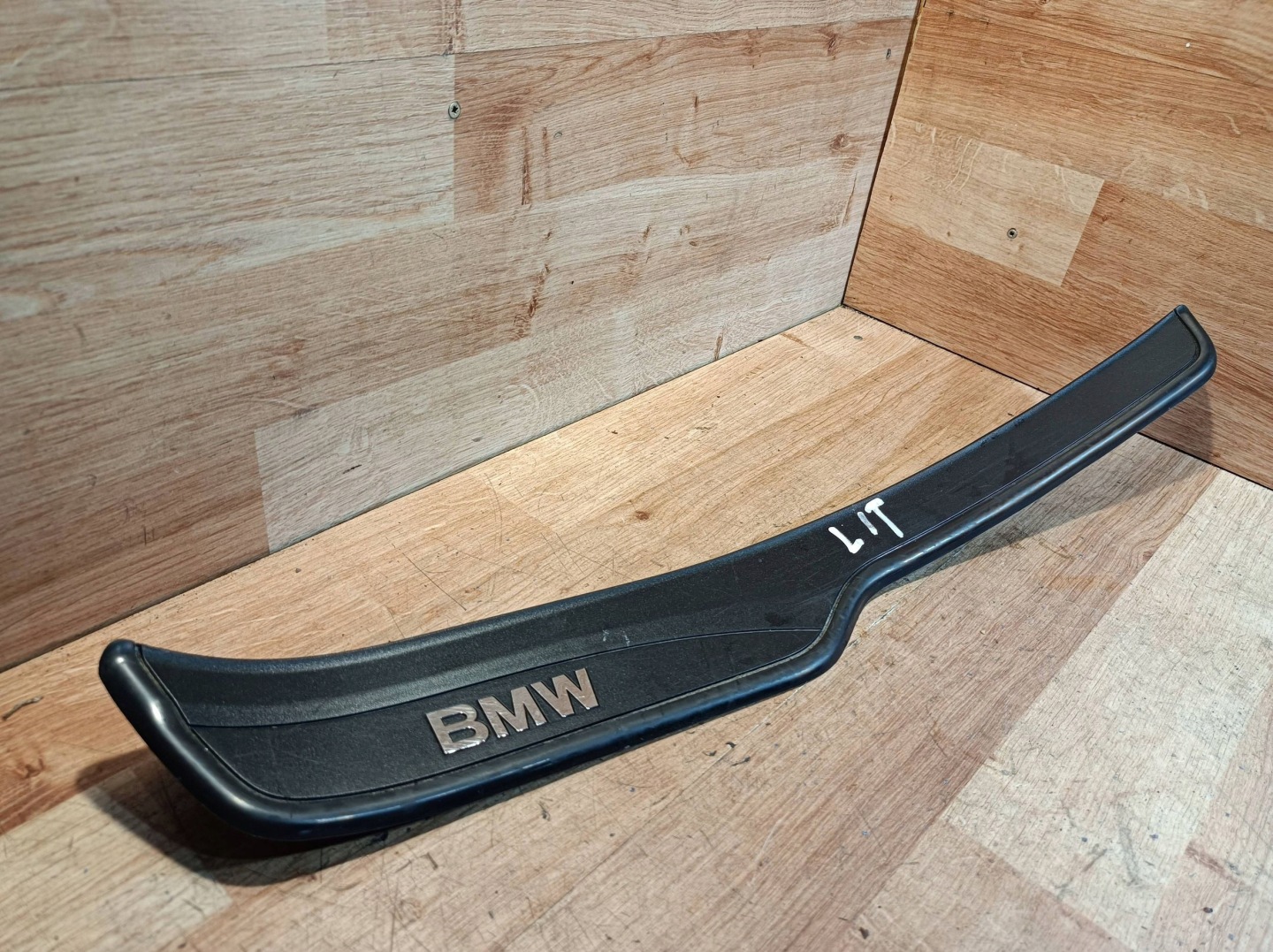 cap threshold rear BMW 3 E90 E91 7060285
