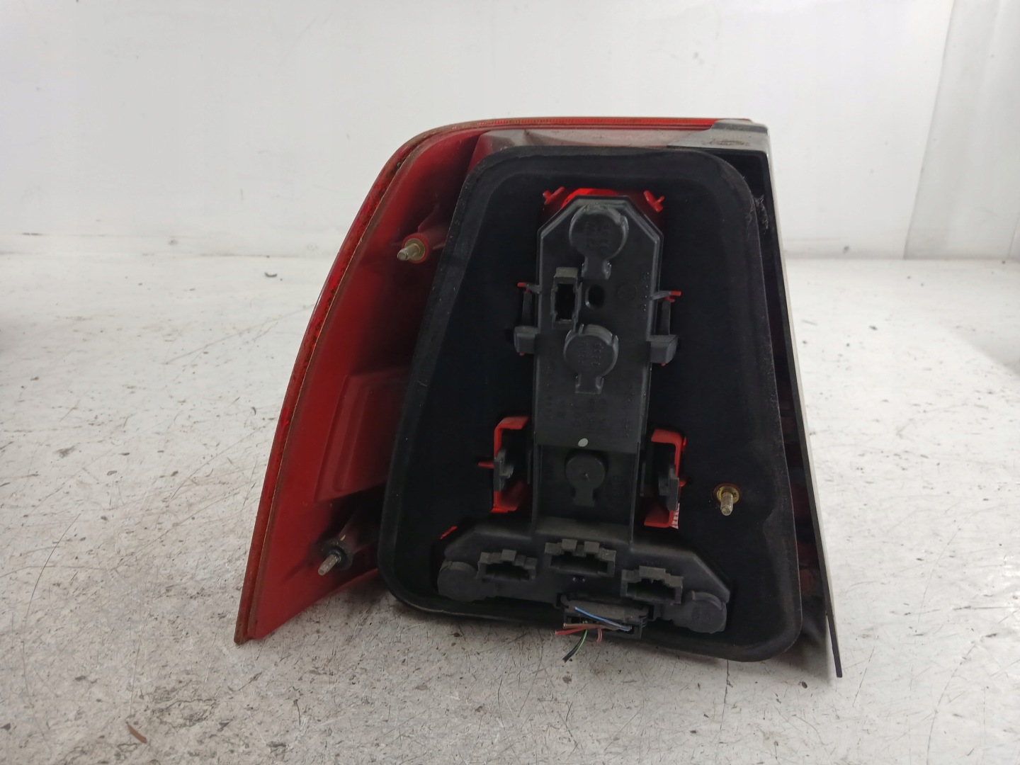 VW BORA and light right rear part rear sedan