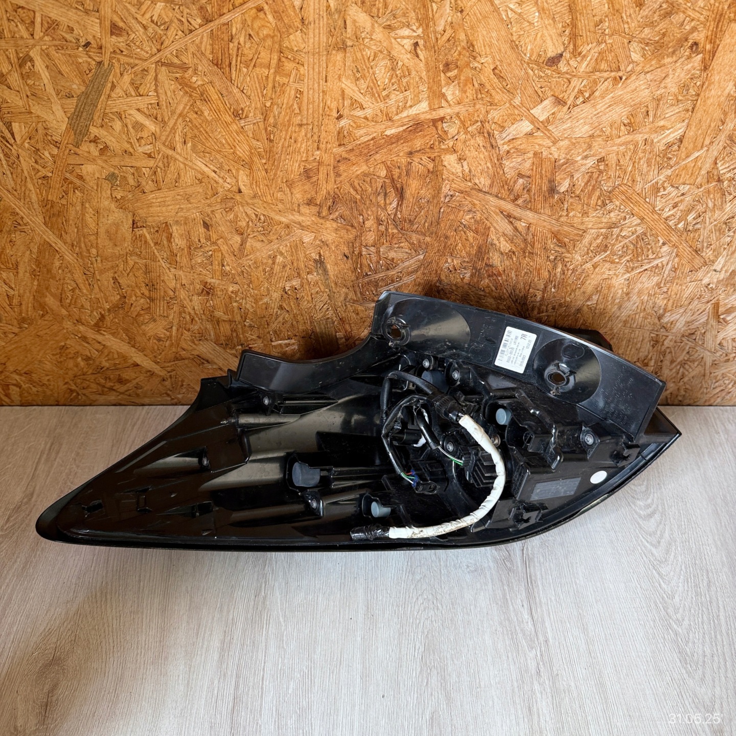 light rear right TOYOTA YARIS CROSS 81550-0DE20