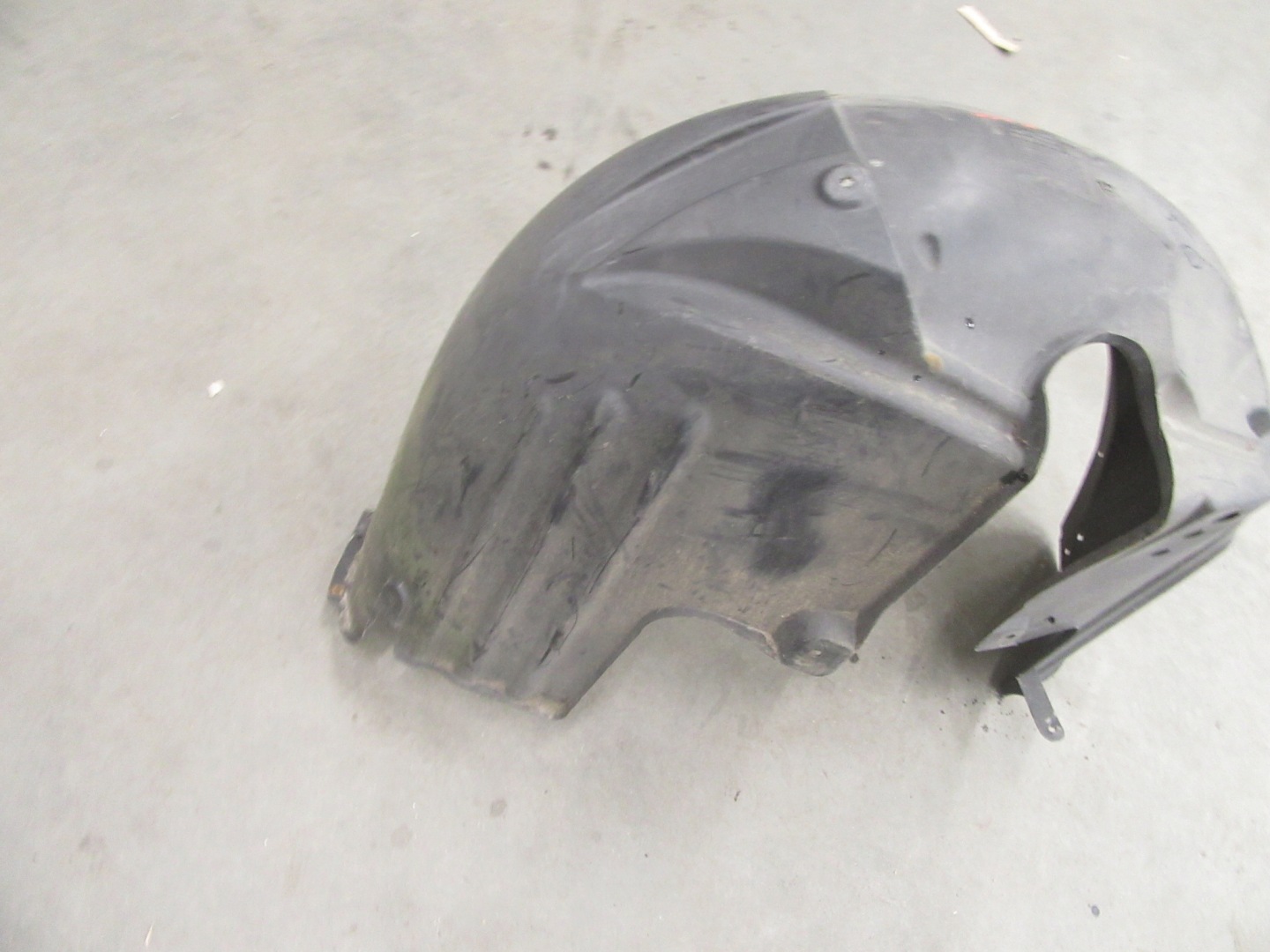 mudguard right right rear part BMW e65 e66 2001r.- 2004r.