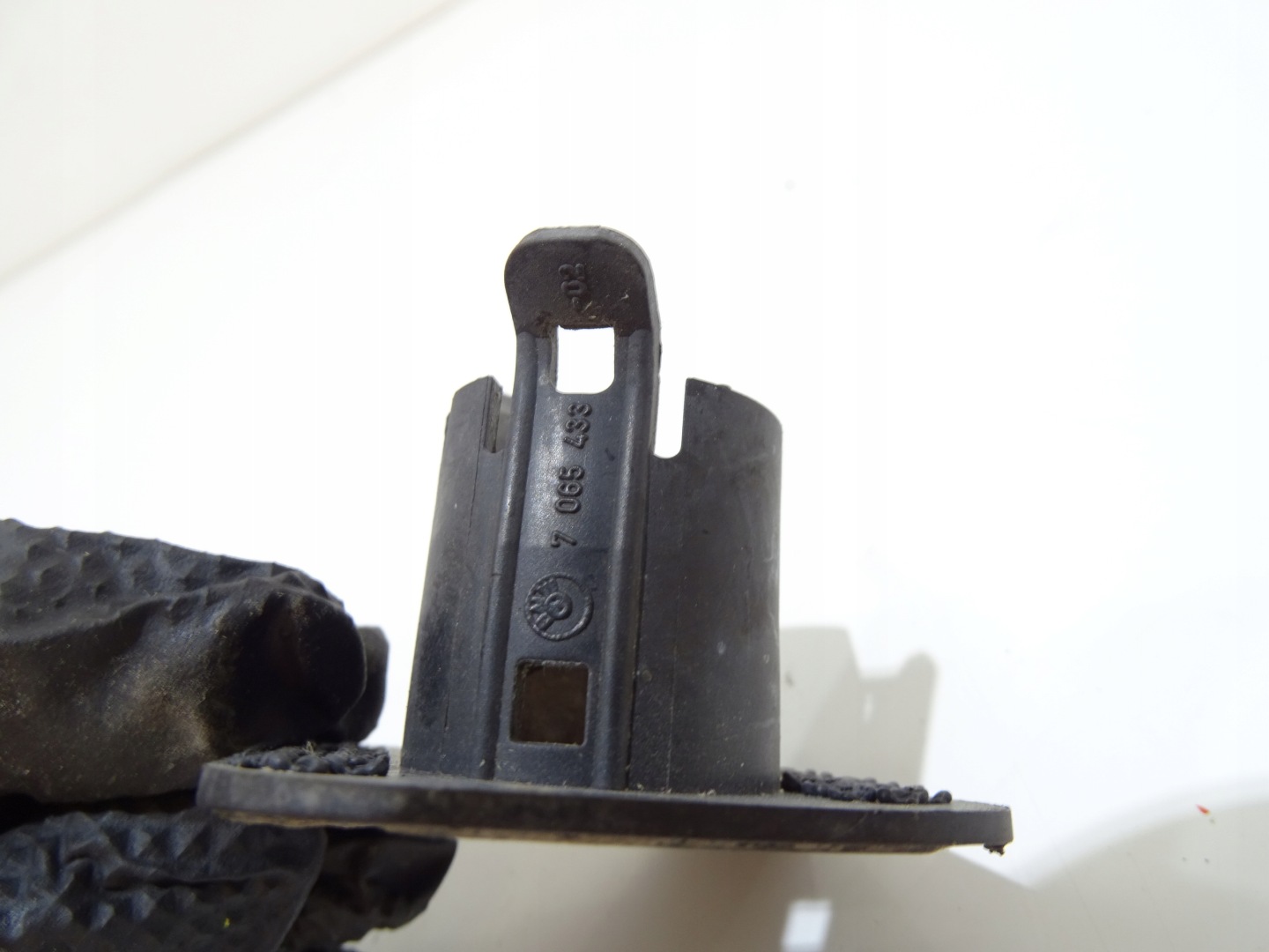 KOSZYK Support plaque Capteur PDC Arrière BMW E61 OE 7065433 (4817679)