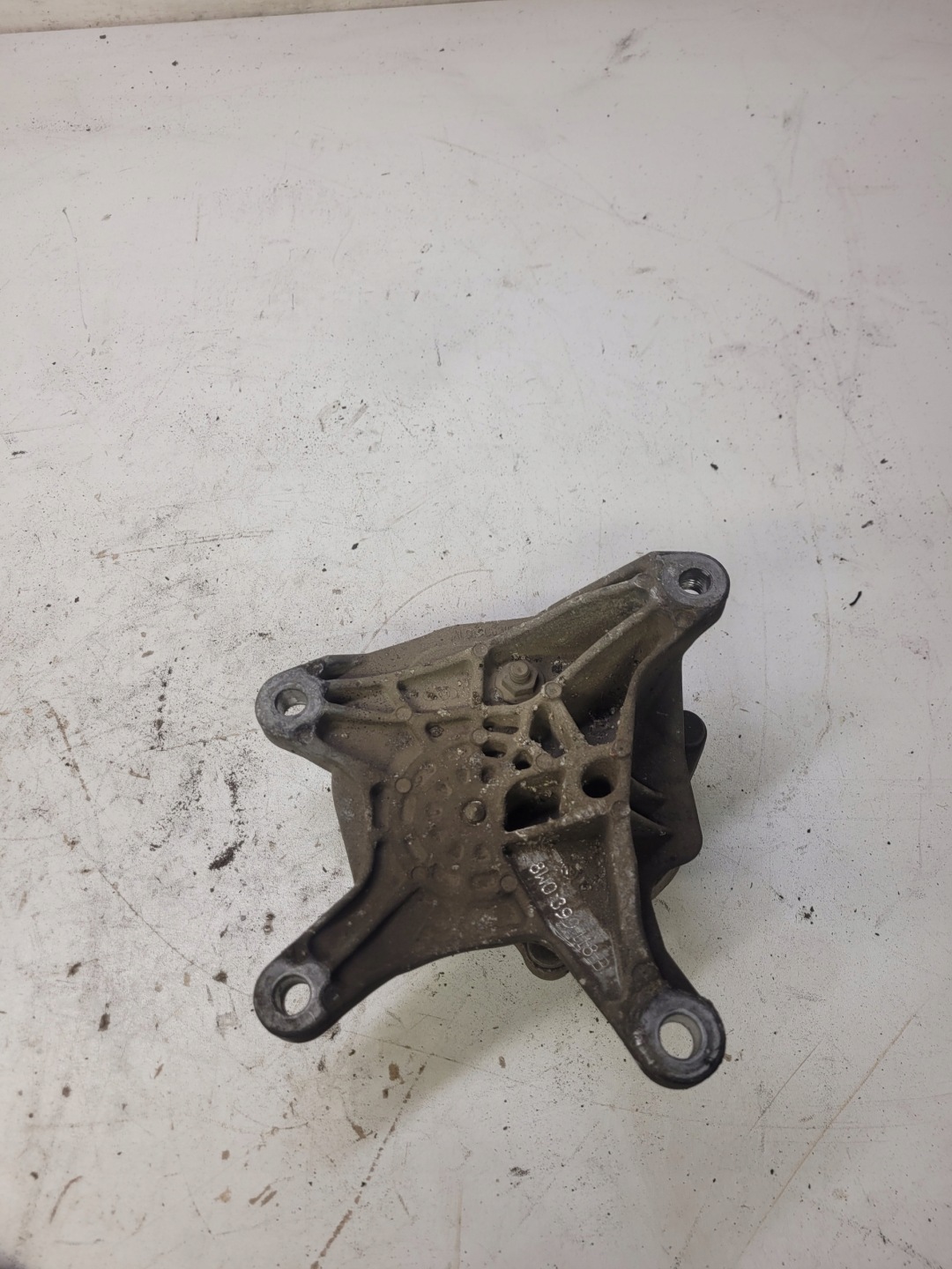 holder gearbox mounting AUDI A4 B9 A5 8W0399118B
