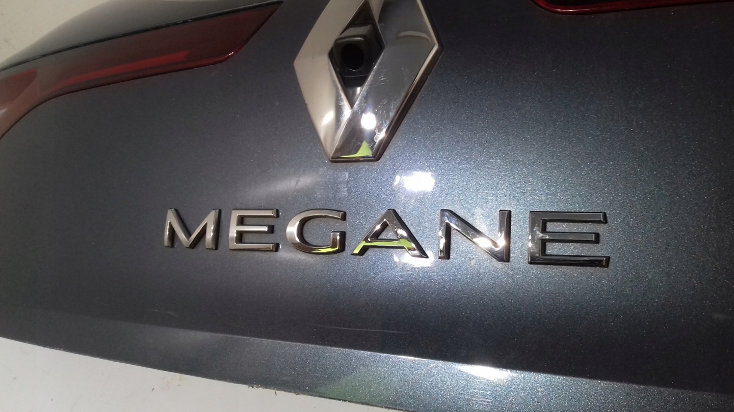 RENAULT MEGANE IV boot doors KAMERA HATCHBACK H821
