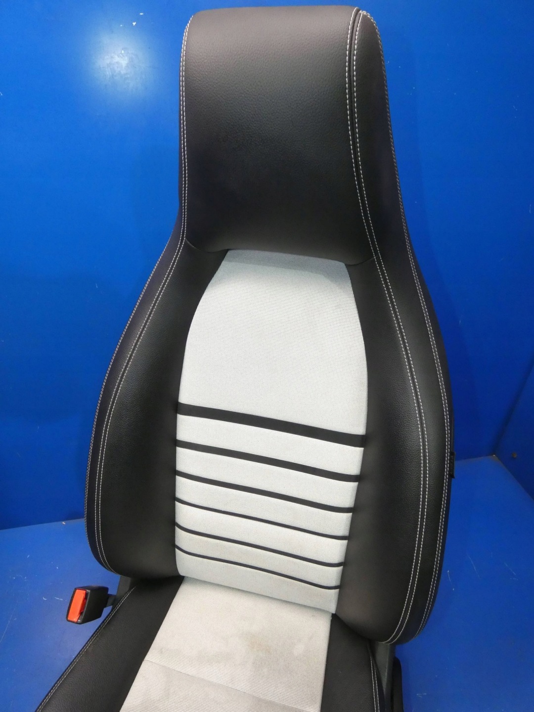 MERCEDES A KLASA W176 seat driver´s left front front