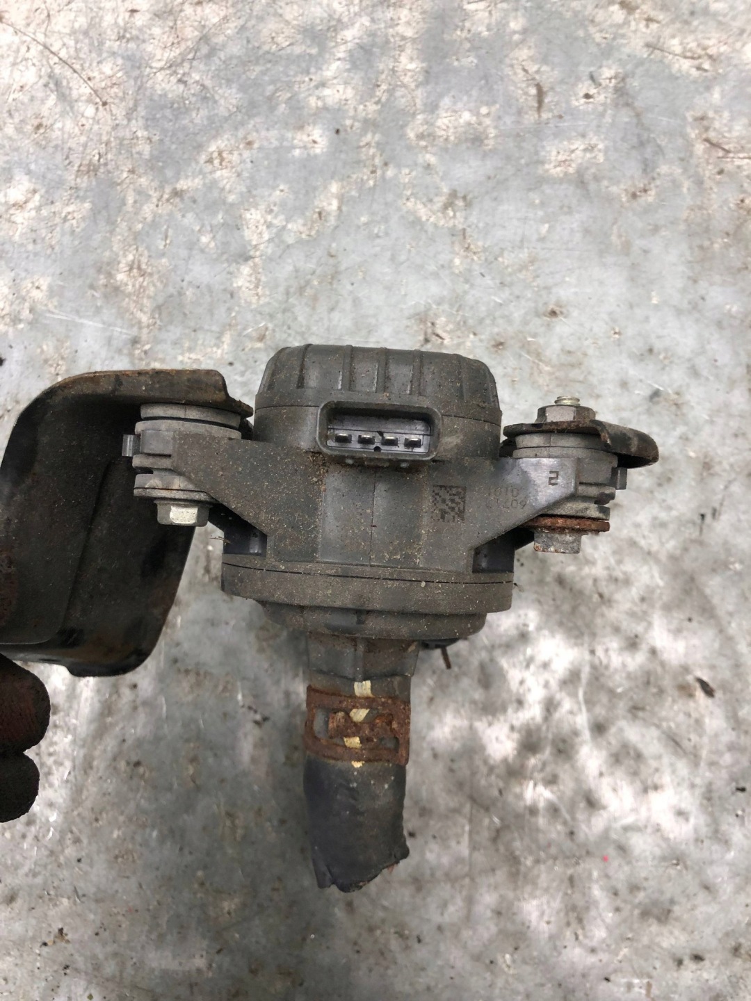 water pump TOYOTA RAV4 G9040-48010