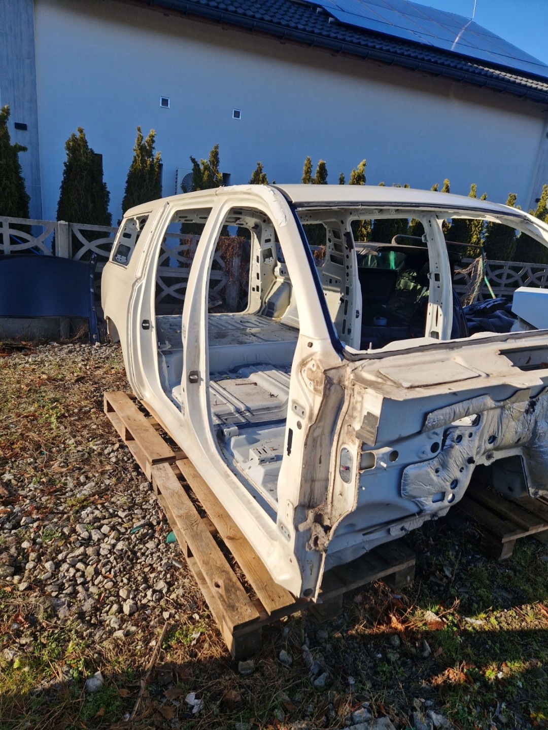 CADILLAC ESCALADE IV 2014 - quarter right front front threshold pillar BNG
