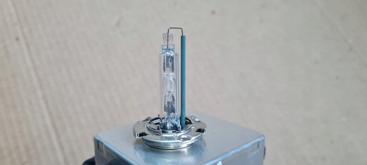 A4 B9 8W PHILIPS a bulb XENON D5S 9285410171 A5 8W