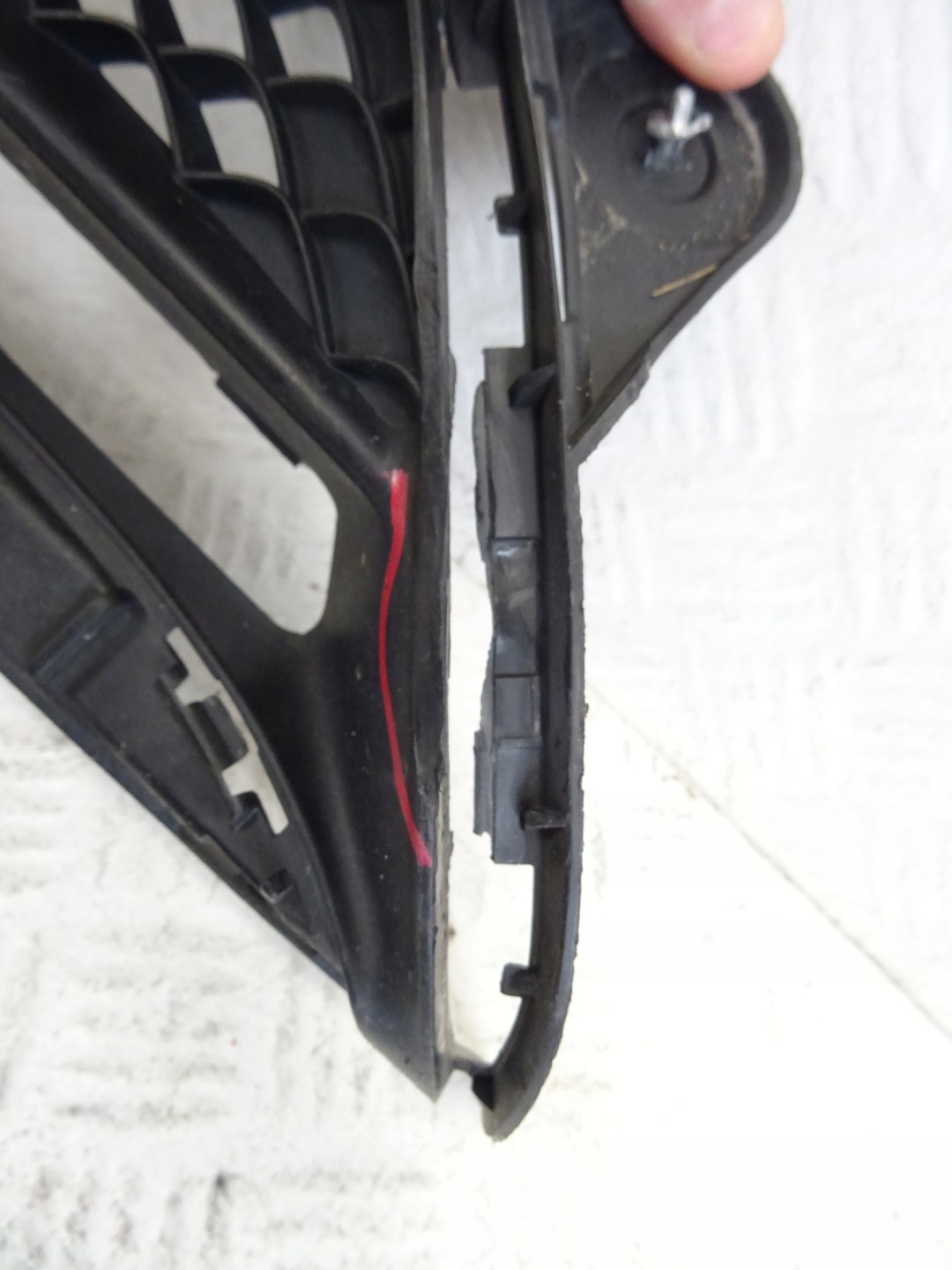 grid of a bumper front front central MERCEDES W213 A2138856900
