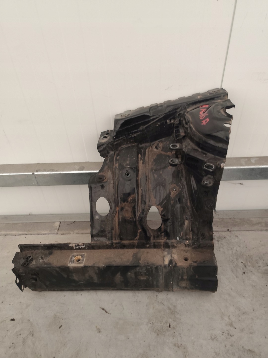 MERCEDES W246 B KLASA LIFT front body quarter right