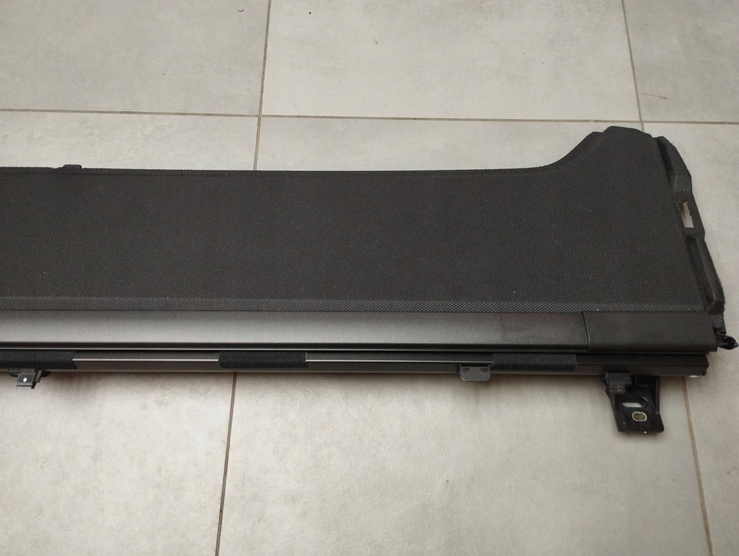BMW 7 G11 blinds rear part plato 8062875