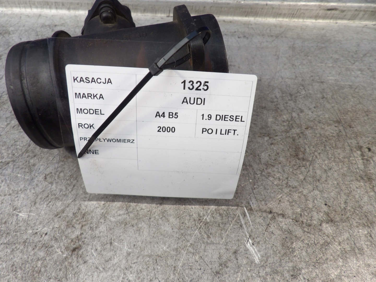 Audi A4 B5 flow meter 0281002216 028906461