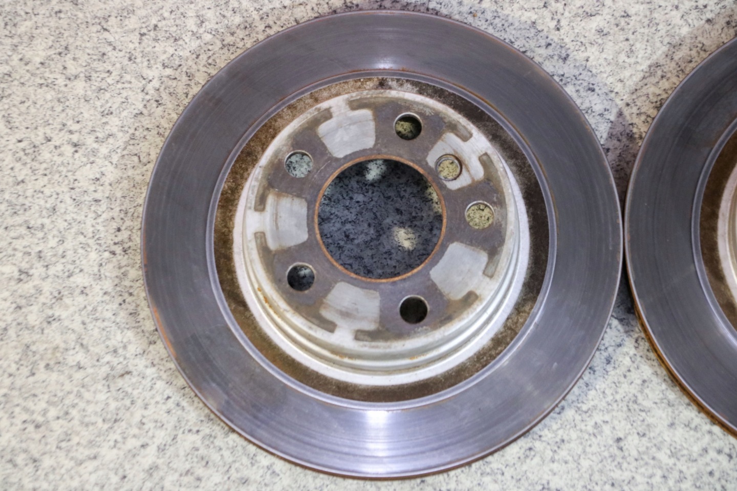 BMW E90 E91 disc discs brake rear part 300x20 4215 km !!!