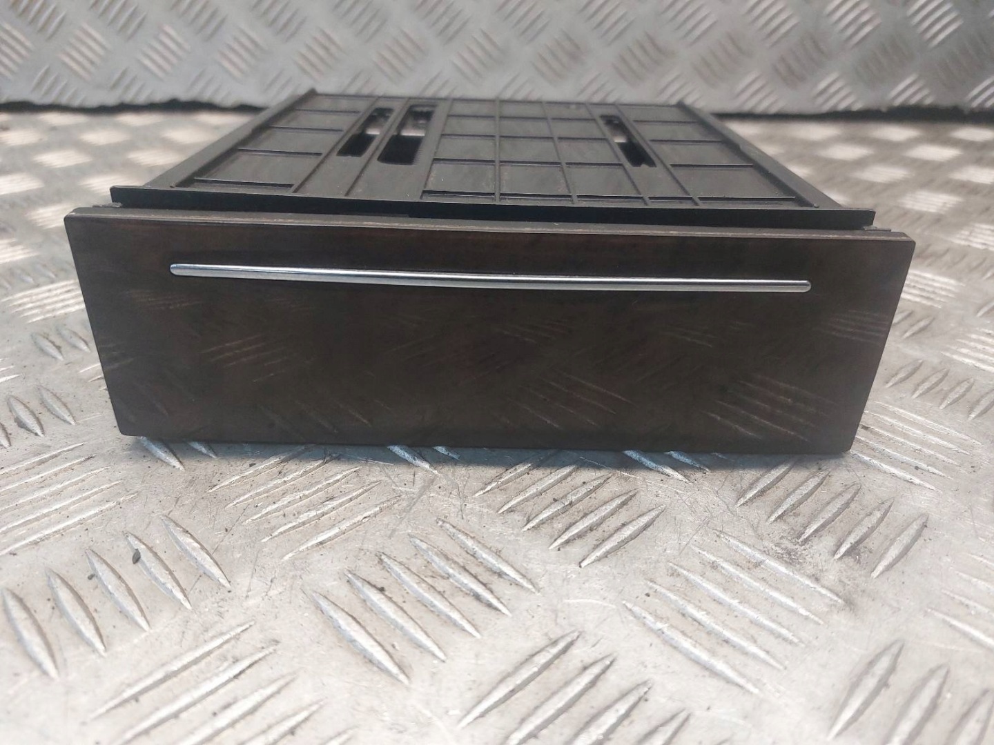 Handschuhfach konsole mitte SKODA SUPERB und 6Y0858332