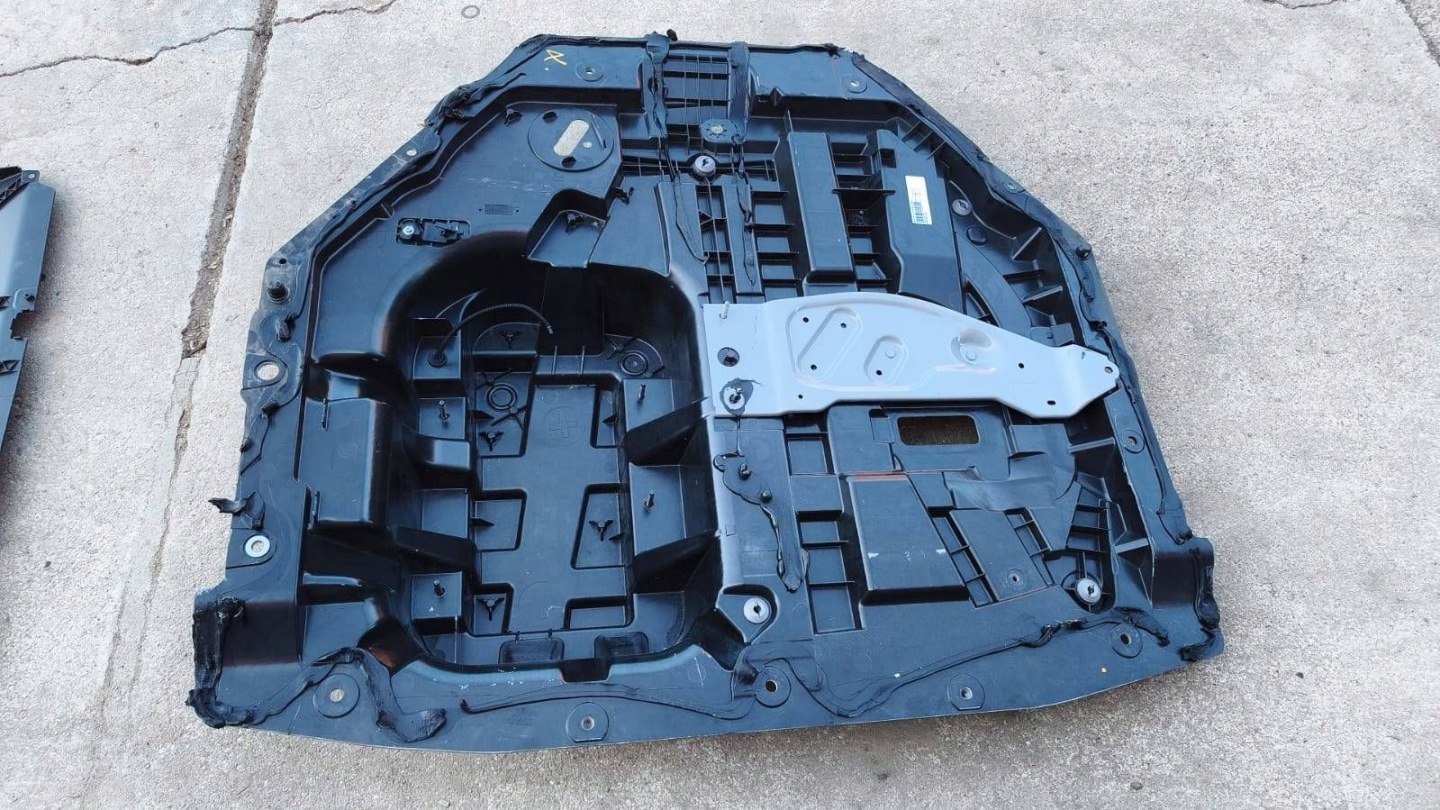 floor boot sump Renault Espace V (RFC) 745142154R