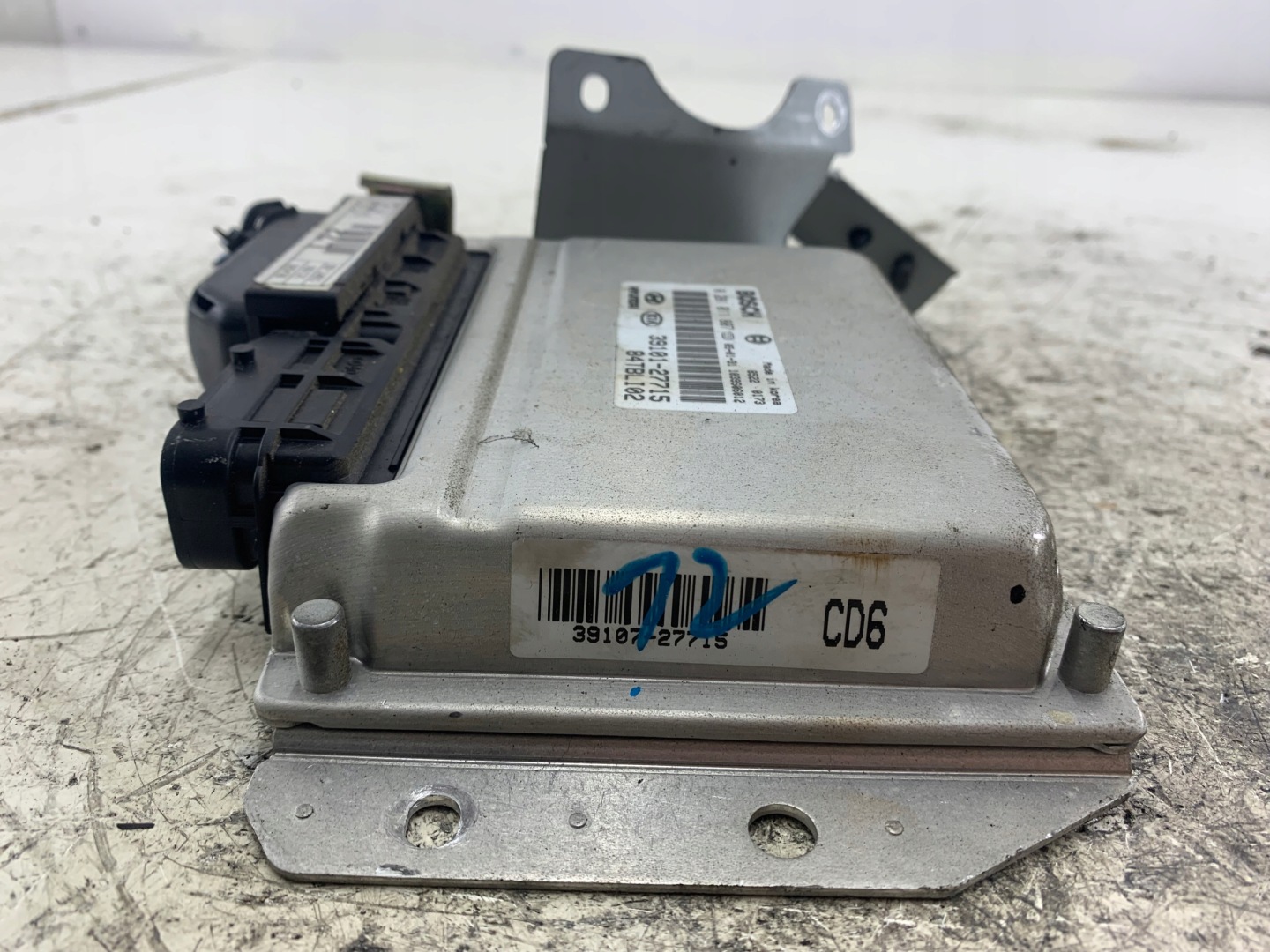 HYUNDAI GETZ 1.5 CRDI unité de commande électronique uce moteur 39101-27715