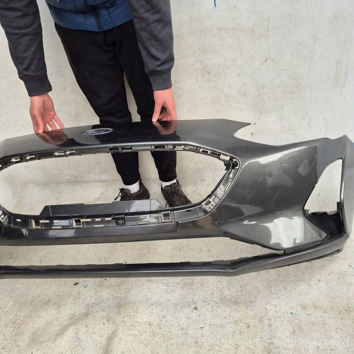 FORD FOCUS IV 4 MK4 18-21 bumper front front PDC