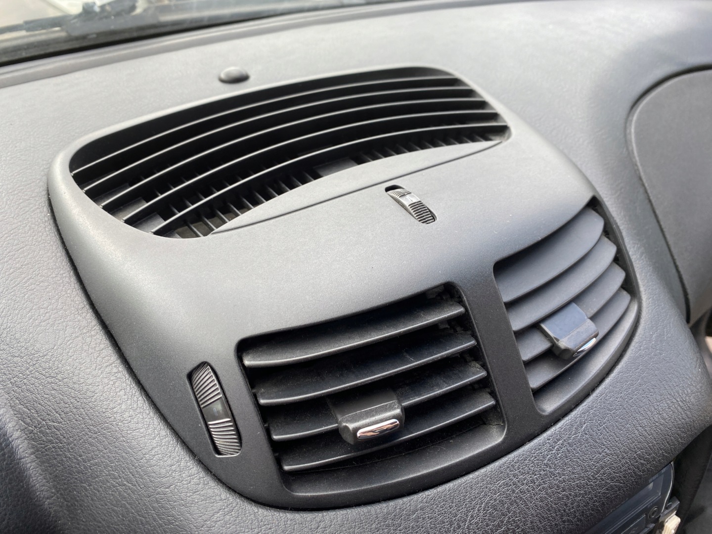 Alfa Romeo 147 FL 00-10 grid air conditioning devices air central