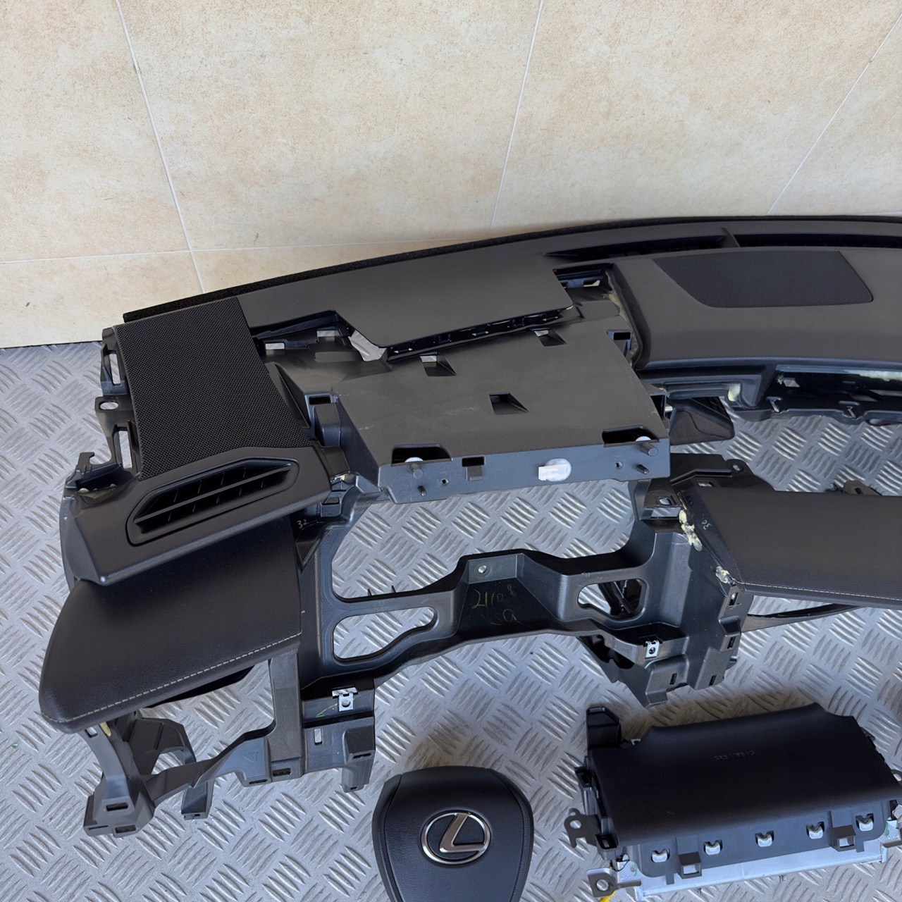 dashboard console airbag LEXUS UX 250H HYBRID 2019 ROK