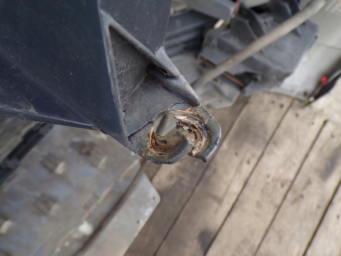 front bumper front OPEL ZAFIRA B washers PDC colour Z168