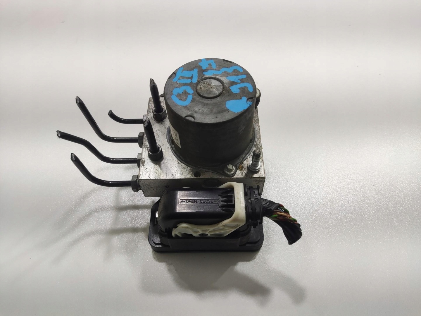 pump control unit ABS CITROEN C3 III 2016-2020 9826051380
