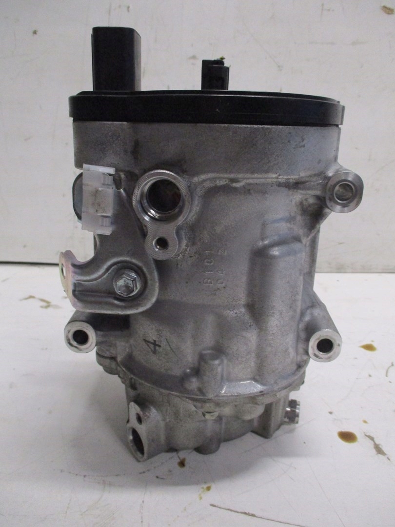Klimakompressor klimaanlage TOYOTA COROLLA 20R 1,8HYBR