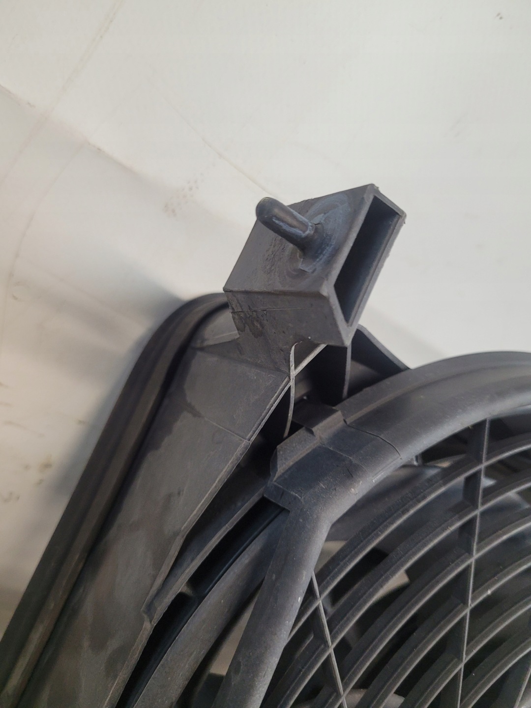 ventilátor chladiče OE 24414175DB OPEL OMEGA B FL 00r. 2.2B
