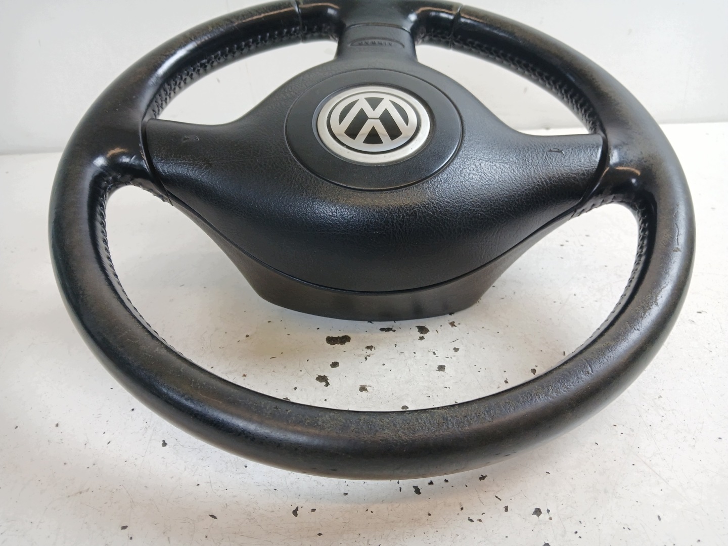 VW PASSAT B5 VW GOLF IV BORA steering wheel, leather leather DO trim