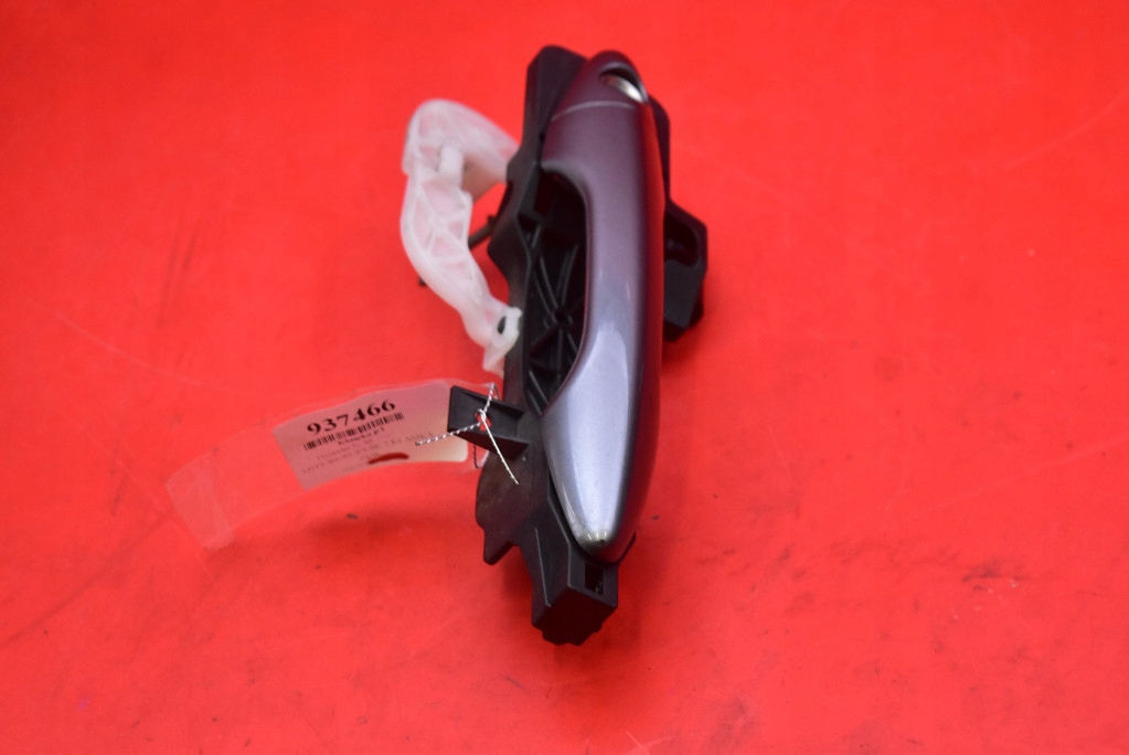 handle left front front ZAR HYUNDAI IX35 09-13