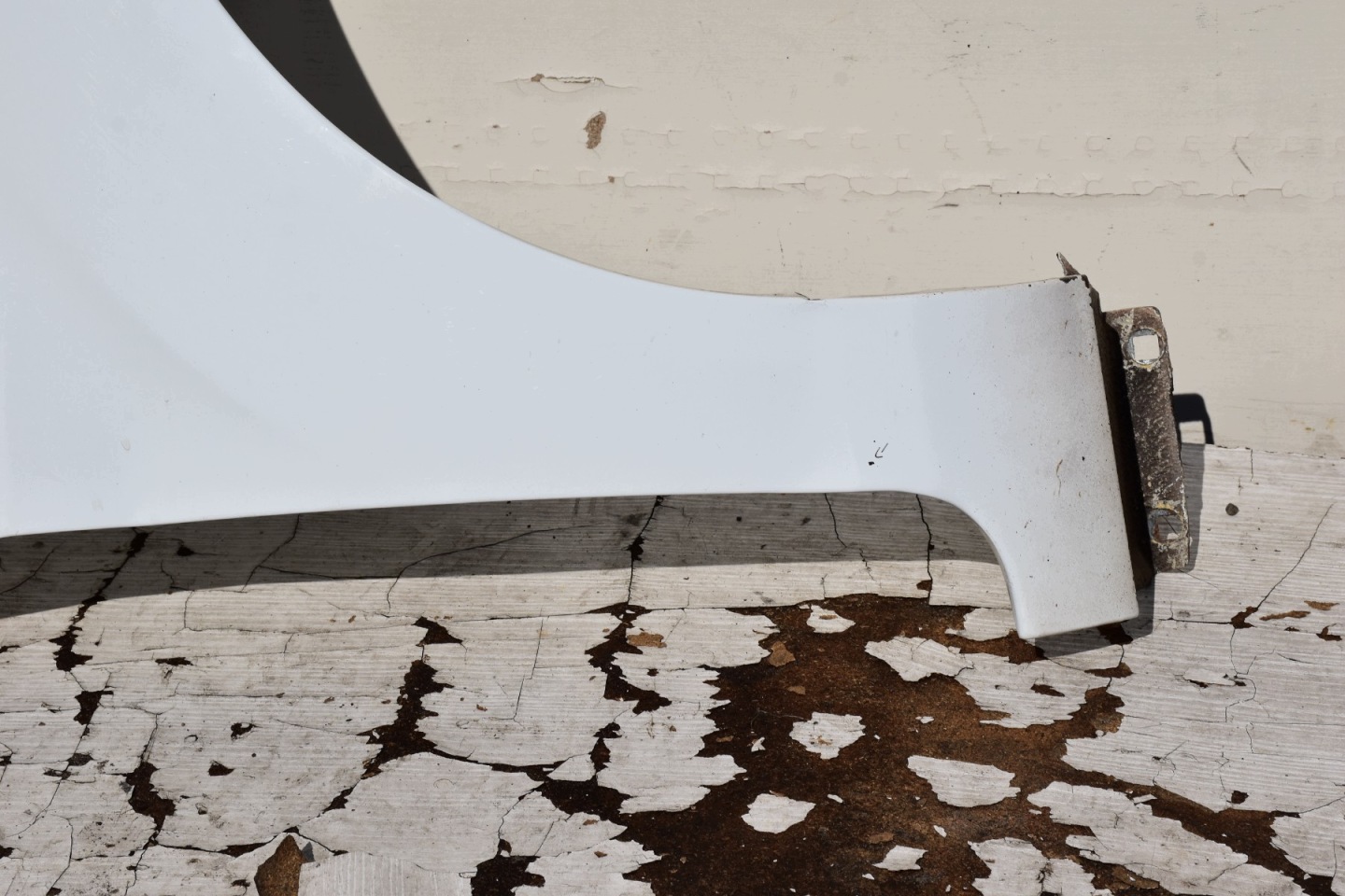 fender right front FORD FIESTA MK7 Polift 2012-2017 code: Frozen White