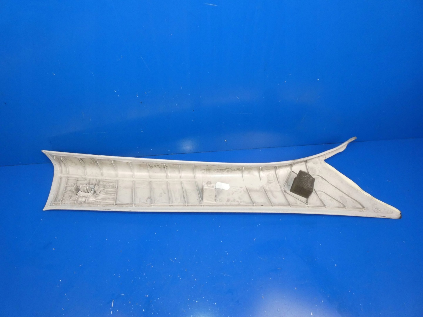 MERCEDES E KLASA W213 cover SLUPKA A windows CZOLOWEJ left front