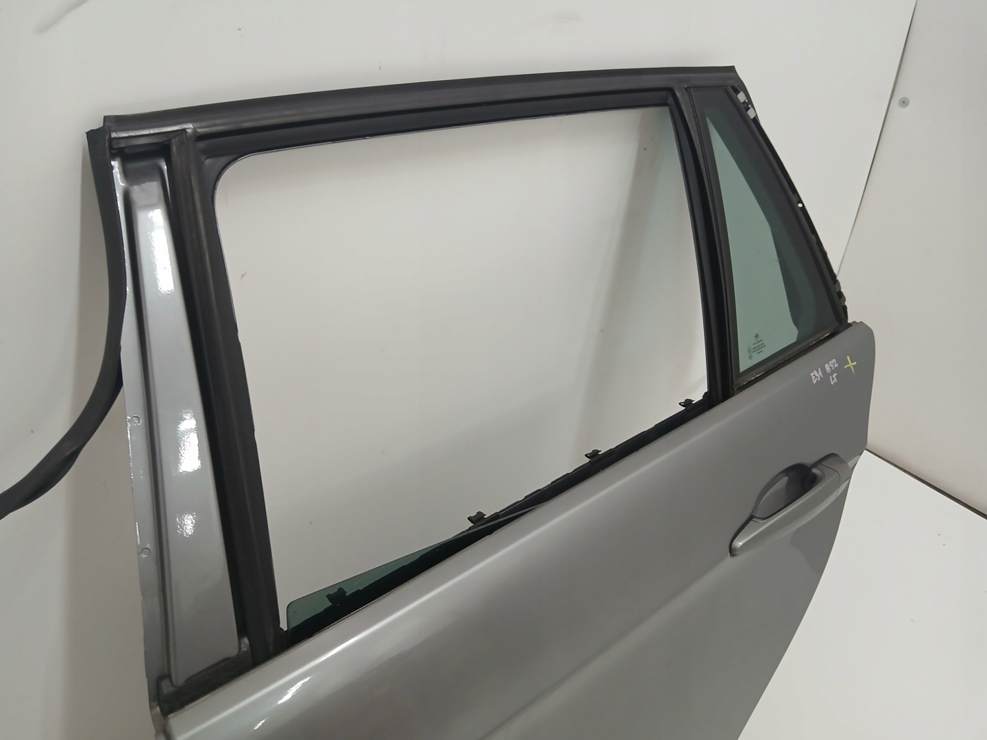 Tür links hinten BMW E91 SPACEGRAU A52/7