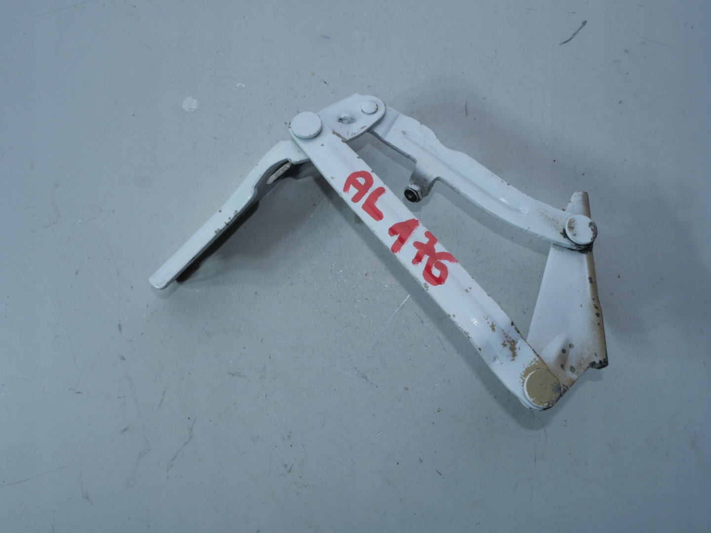 hinge bonnets left 9067500021 MERCEDES SPRINTER 906 9067500021