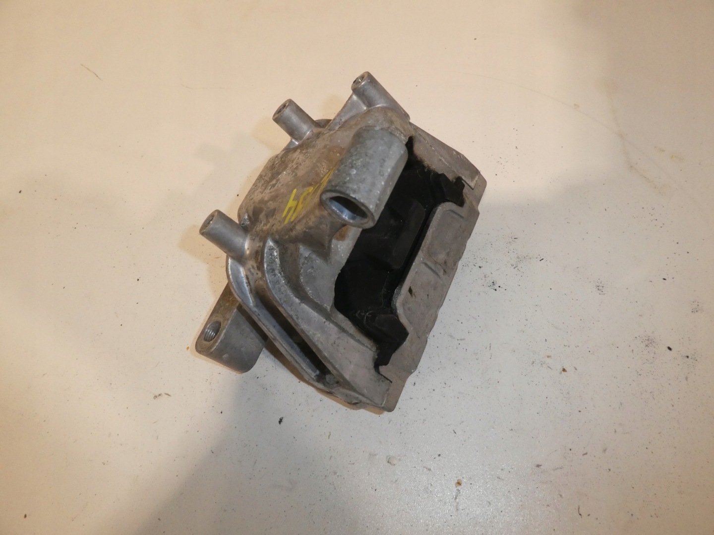 VW AUDI SKODA 2.0 TDI engine mount 5N0199262L