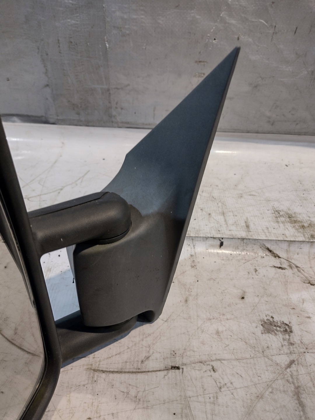 mirror left manually Mercedes Sprinter and W903 lift