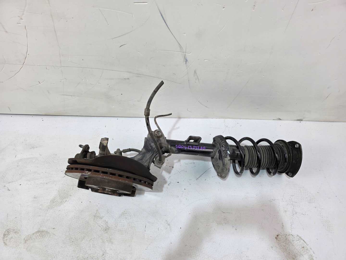 swing right front VW SEAT SKODA 2Q0407256K 2Q0413031AF