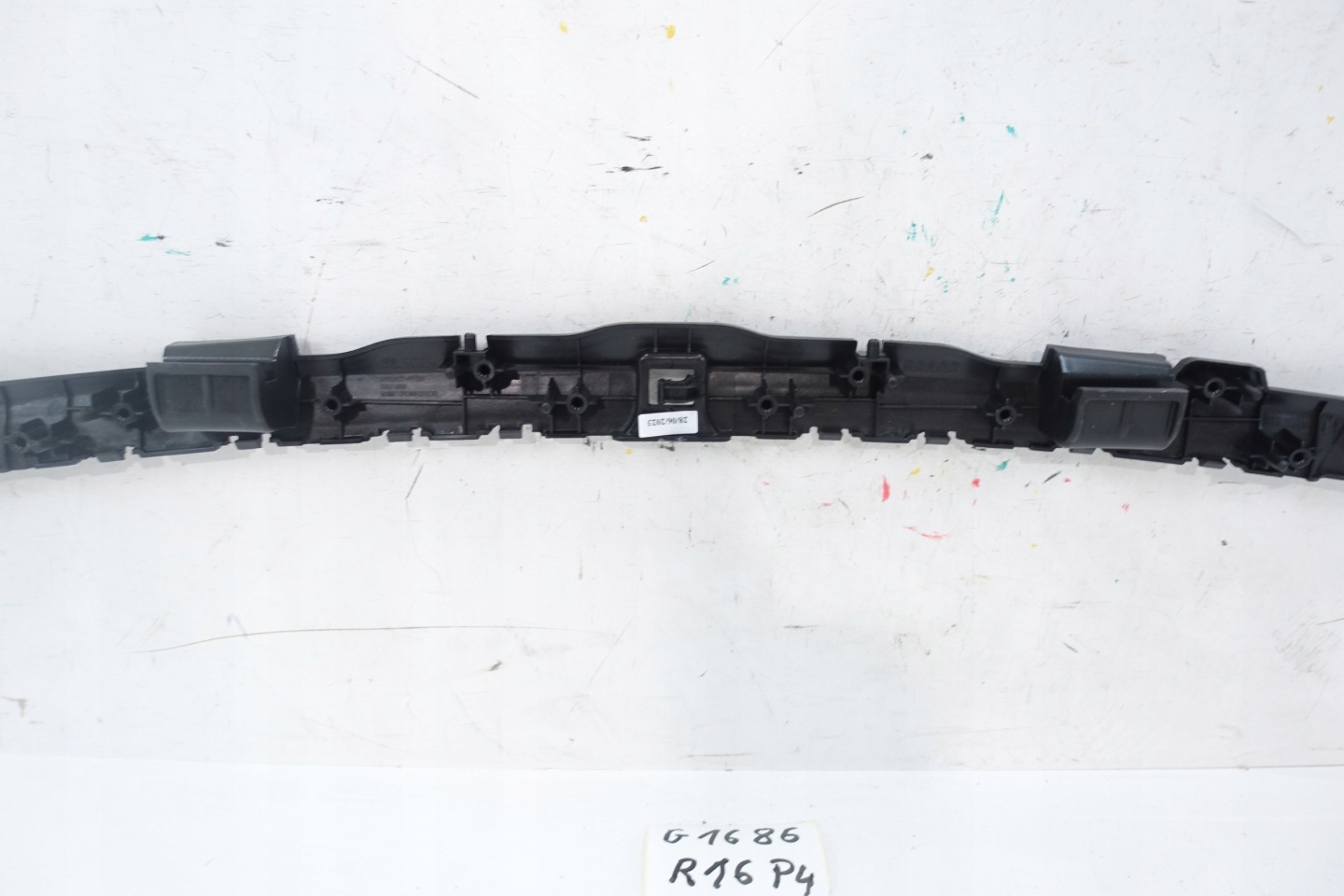 HYUNDAI KONA II EV 2023- Support Support plaque Pare choc Arrière DD847-28000