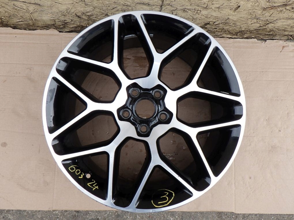 FORD 8.0 J x 19 5 x108 ET 55 disk hliníkový